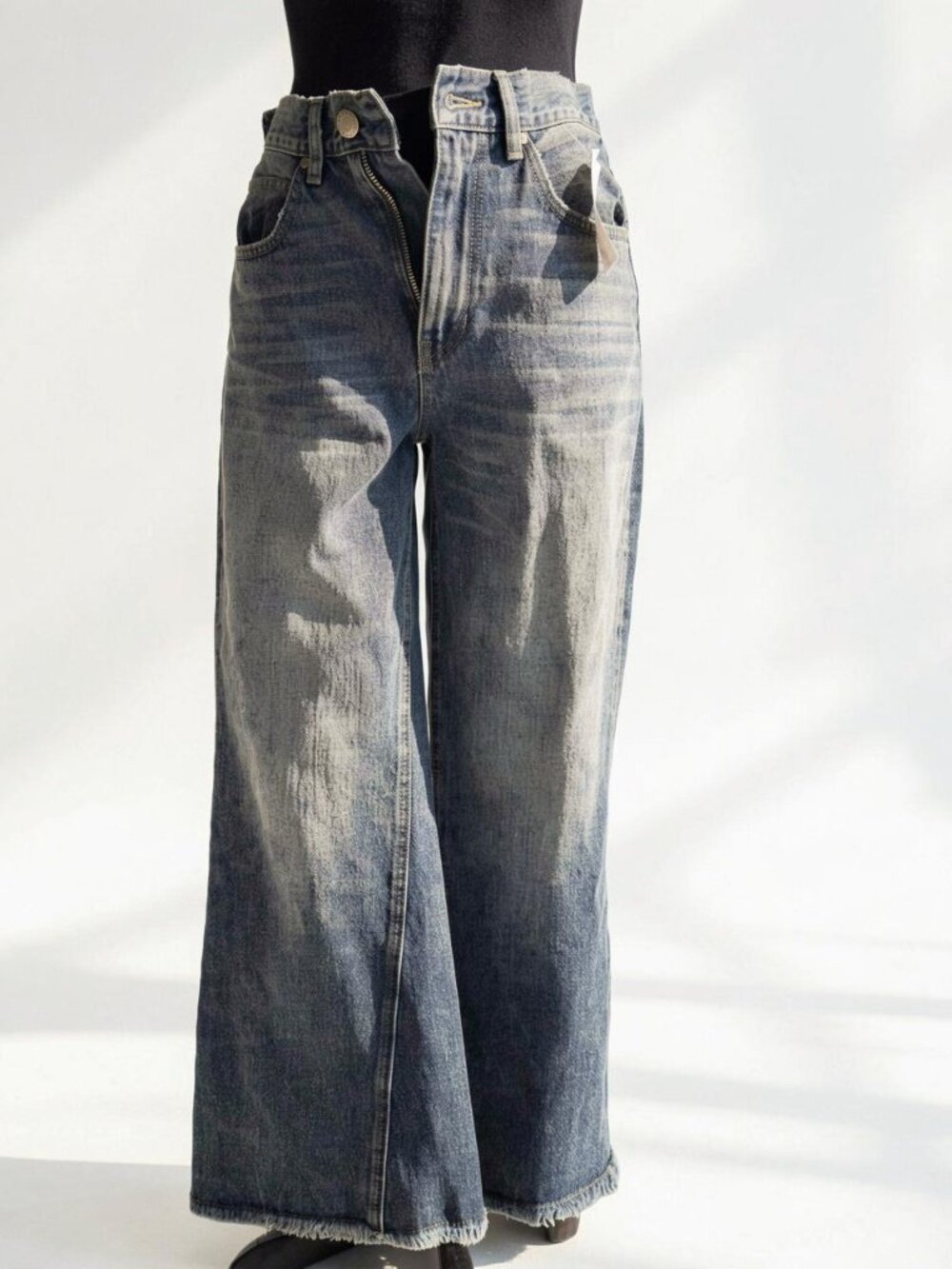 The Great The Kick Bell Raw Hem Crop Nonstretch Jeans